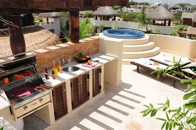 Image de El Taj Oceanfront - Penthouse 2/2 Jacuzzi Bbq Beach Club Promo # 357