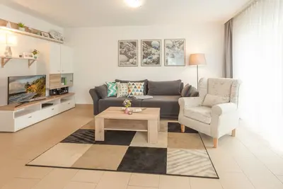 Image de Villa Manatee, appartement de bien-ĂŞtre avec terrasse et espace sauna Ă Sellin
