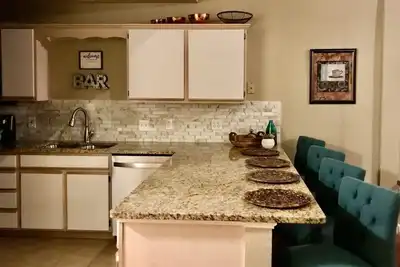 3b, 3 bth à Pointe Royale pour 10 personnes, 3 lits king-size, Tv 50 \", Wifi, grill