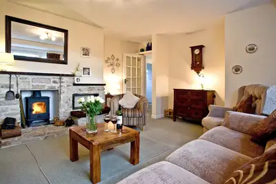 Image de 4 chambres à coucher à Weymouth
