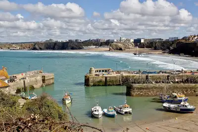 Image de 2 chambres à coucher à Newquay