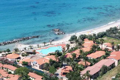 Image de Appartement de vacances avec piscine et terrasse