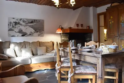 Image de Appartement 4 pièces, terrasse ensoleillée, accès pistes et commerces à 150m, navette gratuite