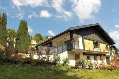 Image de Villa familiale au calme avec une belle vue montagne