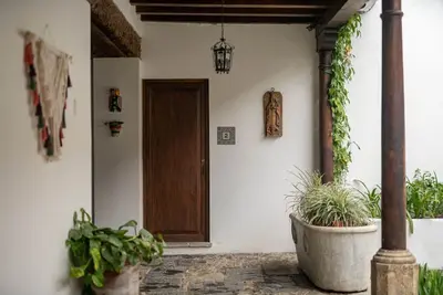 Image de Appartement colonial avec cuisine dans le centre d'Antigua