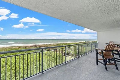 Image de 4ème étage Superbe Condo Direct Ocean!
