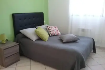 Image de Appartement rénové de 35m2 entre Bastia et Porto-Vecchio