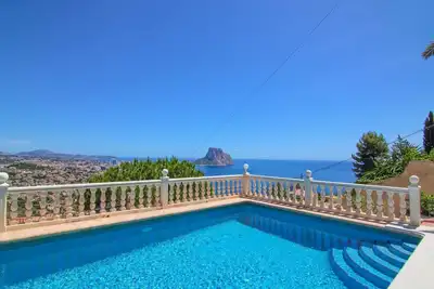 Villa avec piscine et vue sur la mer - Mar27