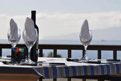 Image de Appartement 2 chambres avec vue à 180 degrés sur la mer et la falaise à Tamara