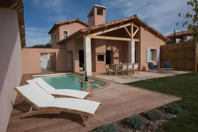 Image de Villa Puycelsi Privilège - climatisation & Piscine chauffée dans le Domaine du Château – Vii