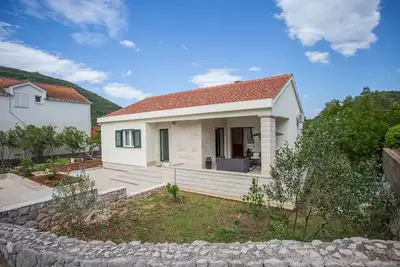 Image de Maison de vacances près de la mer Mali Ston, Peljesac (K-13443)