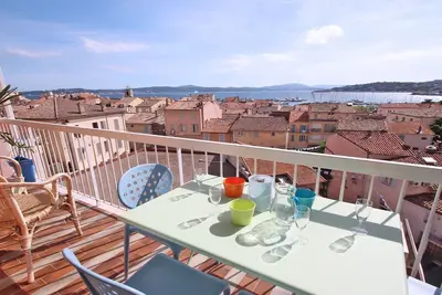Image de Appartement T3 - 4\/5 personnes - Vue mer - Climatisation - WiFi - Centre ville - Sainte Maxime -. . .