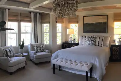Image de Nouvelle Maison au coeur d'Encinitas - Hébergement de première classe - Spa!