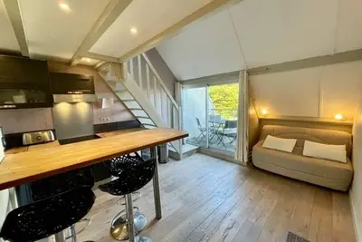 Image de Studio mezzanine rénové 32m² avec balcon, parking et accès plage à Saint-Pierre-Quiberon