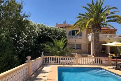 Image de Ocean view, pool and Spanish sun. What more could you want?