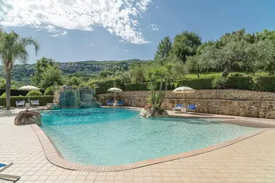 Image de Bel appartement à Laureana Cilento (Sa)