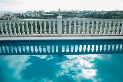 Image de Villa Avec Vue Mer Et Piscine PRIVÉE