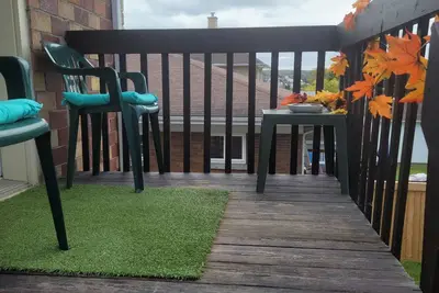 Image de Appartement confortable et calme à côté de l'autoroute wifi + netflix