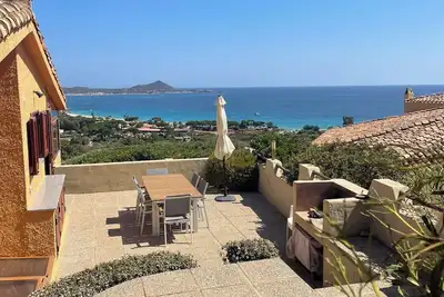 Image de Casa Caterina. Maison avec une vue magnifique sur la mer et les montagnes.