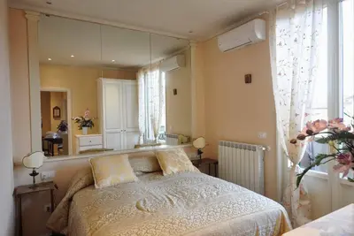 Image de Appartement avec grande terrasse au coeur de Florence, Climatisation, Wi-Fi.