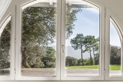 Image de Villa pleine Vue Mer dans écrin de verdure. promos mai et juin 20%.