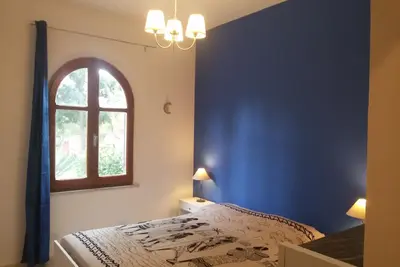 Image de Appartement avec grand jardin et court de tennis