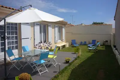 Image de Jolie maison 3 cbr, avec jardin, proche du centre, Wifi,