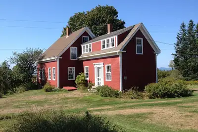 Image de Maine Island Farmhouse - Penobscot Bay - De magnifiques couchers de soleil en milieu naturel