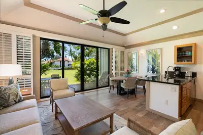 Image de Récemment rénové, idéalement situé 1 rez-de-chaussée à Kiahuna Plantation