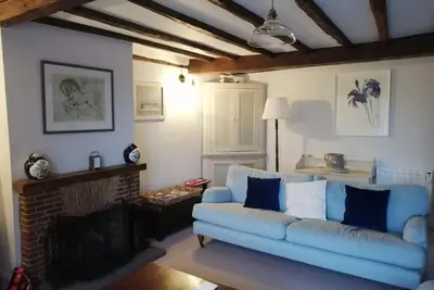 Image de Un très spacieux, insolite, propriété classée C17ème, mis en place pour 8 personnes