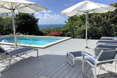 Image de Villa privée romantique, piscine, climatisation partout et batterie de secours pour panneau solaire