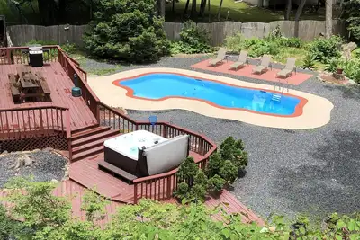 Image de Nouveau Unique House w piscine sur place \/ bain à remous \/ salle de jeux! ! Tarif spécial! ! Près du Kalahari!
