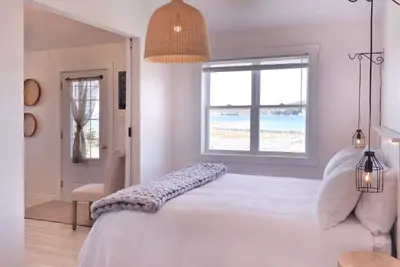Image de Oceanfront Cottages at the Edge of the World - The Fish Sheds-Kitten's Shed