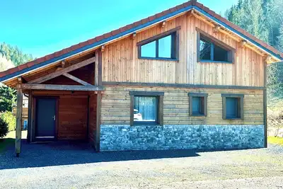 Image de Chalet De 2019 à 500 M Du Centre Ville