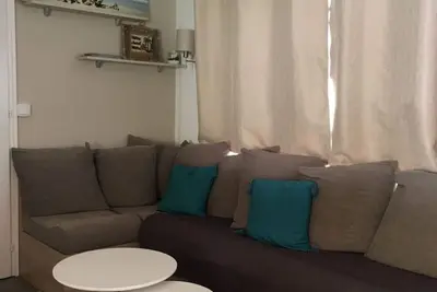 Image de Mobil-home tout confort dans un Camping 4* prés des plages Clim lave-linge