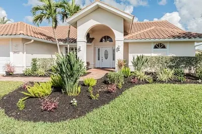 Image de Bonita Beach Piscine privée Accueil, de style ranch, 3 Bd / 2 Ba 6 personnes, Bienvenue Snowbirds!