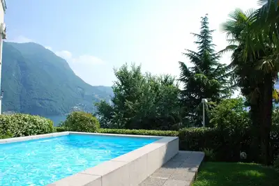 Image de Agréable appartement pour 2 personnes avec piscine, Wifi, Tv, patio, vue panoramique et parking