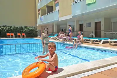 Image de Appartement 2 pièces (4/6 personnes) à 50 m de la plage avec piscine