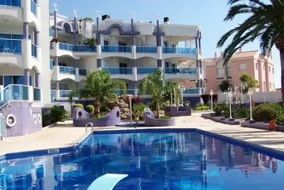 Image de Joli appartement pour 4 personnes avec Wifi, climatisation, piscine, Tv, balcon et parking