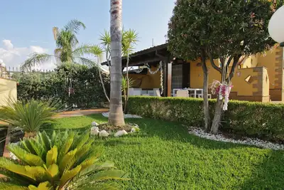 Image de Beach side villa pour une vacance Ă la mer, 2 chambres, Wi-Fi, Ac & Garden