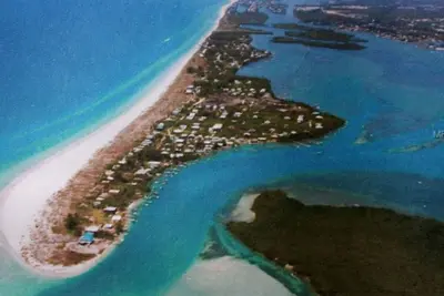 Image de Island Retreat - Intimité, tranquillité et proximité de la plage!