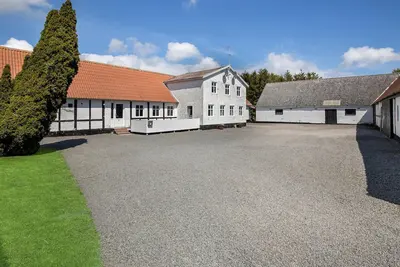 Image de Maison de 9 chambres acceptant les.