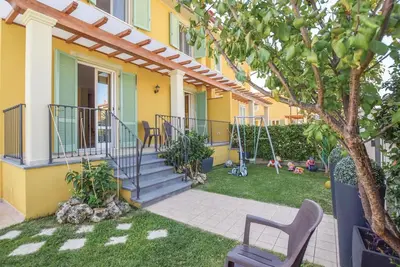 Image de Magnifique maison à Capezzano Pianore.
