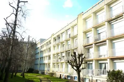 C4064 - Appt T3 SITUÉ Au 3ÈME ÉTAGE De La RÉSIDENCE La Cornouaille À Concarneau