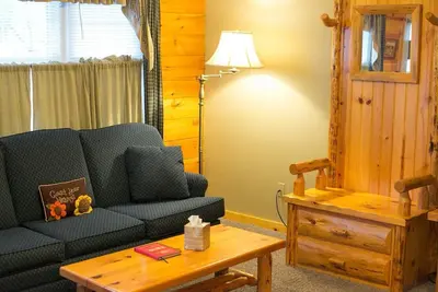 Image de Immaculée suite cabine 2 chambres avec salon spacieux, cuisine et jacuzzi!
