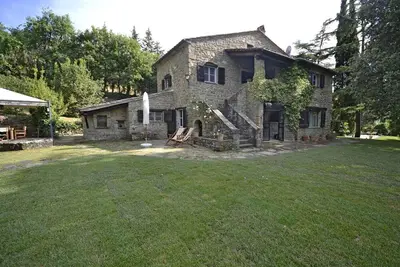 Image de Villa à Il Castagno avec 3 chambres à coucher, 7 couchages