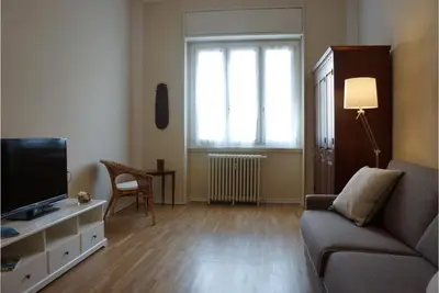 Image de Milan appartement central 5 mt. de Metro S. Agostino