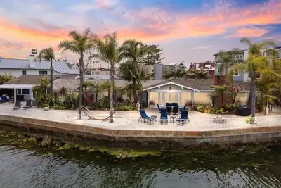 Image de Hideaway île privée avec Duffy Boat