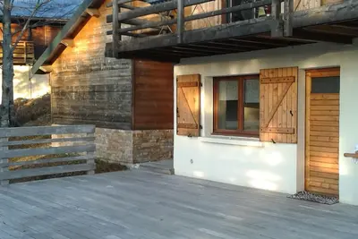 Image de appartement dans chalet montagne (mourtis)