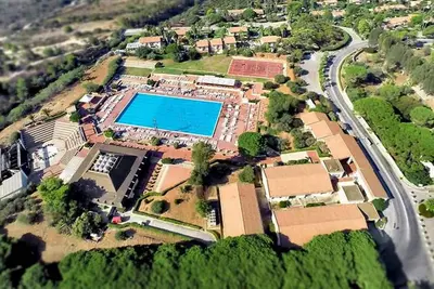 Image de casavacanzekastalia 3 \"La Blu\", dans le village de vacances Athena Resort Ragusa